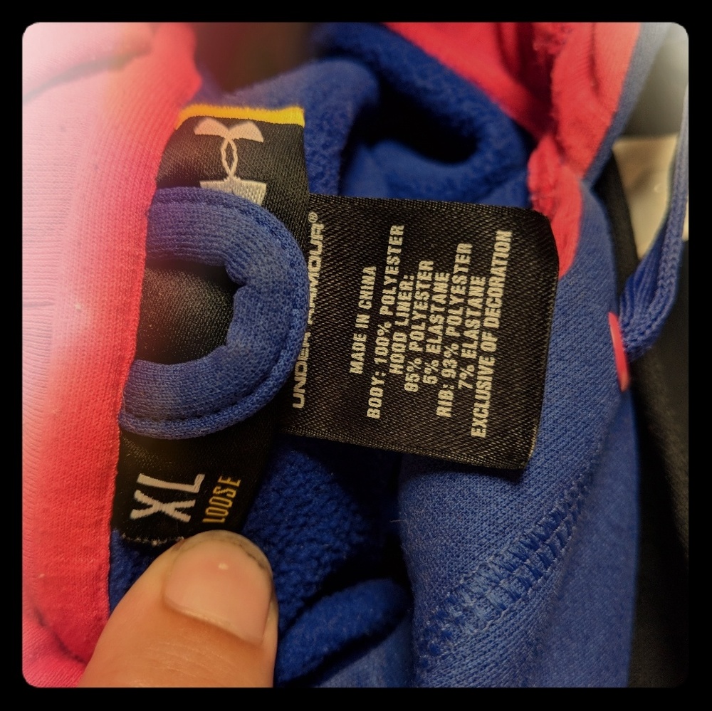 Under Armor Sweatshirt